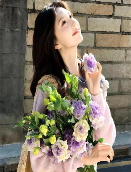 《夏日出逃》美学价值热门分析：艺术美感与审美特征探讨